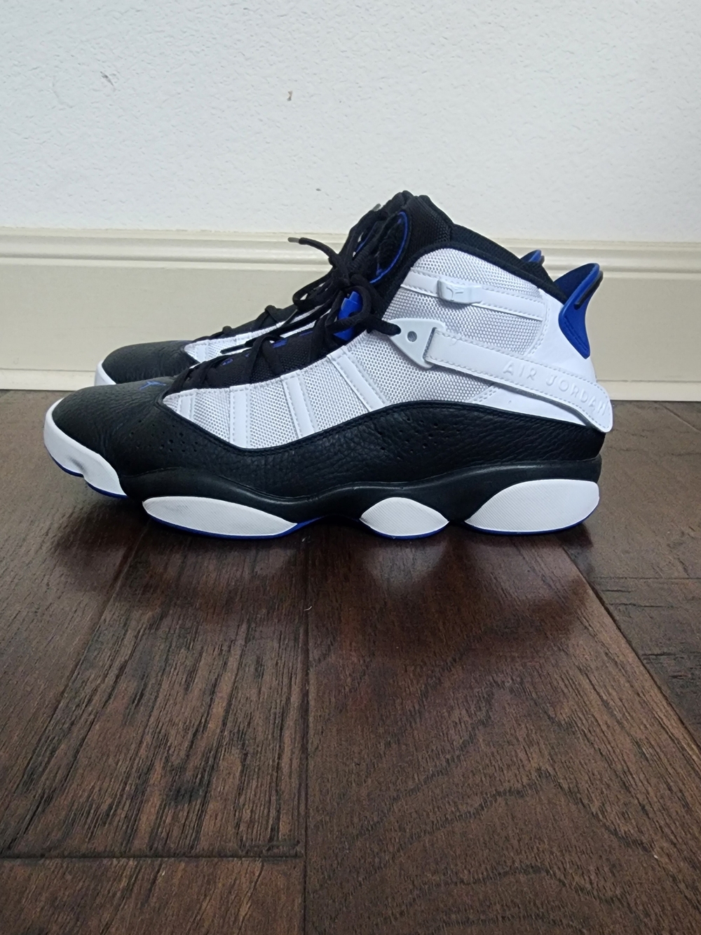 Jordan Men’s Retro Basketball Sneakers - White / Black / Royal Blue